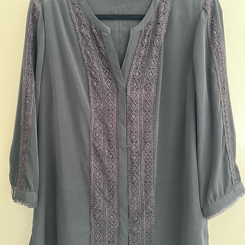 Elegant black Women's Top